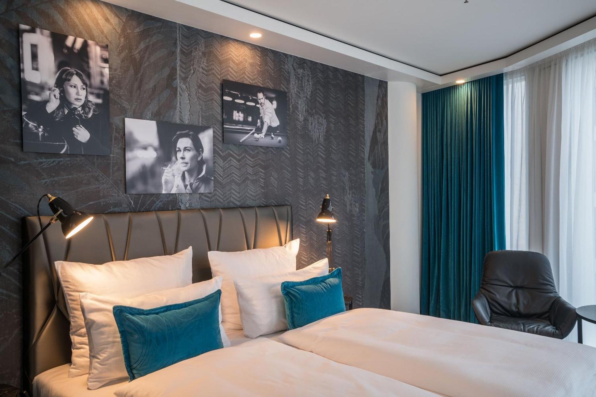 Motel One Berlin-Upper West Exterior photo