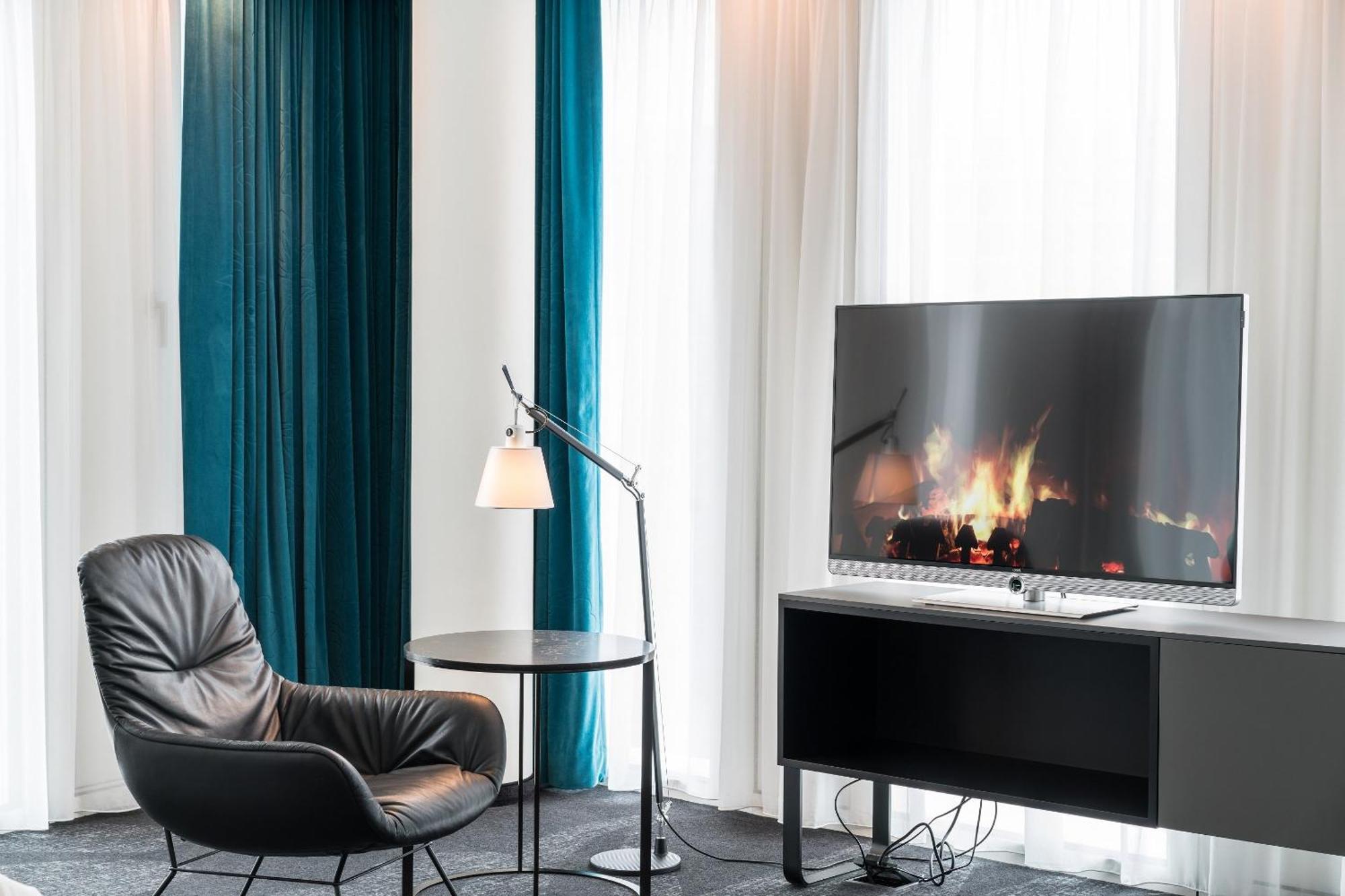 Motel One Berlin-Upper West Exterior photo