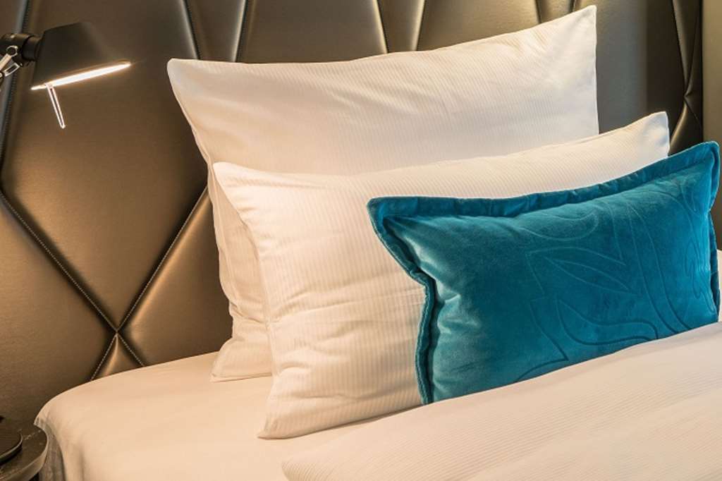 Motel One Berlin-Upper West Room photo